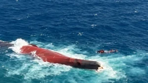 Kapal Virgo Transport 8 mengalami kecelakaan di Laut Jawa